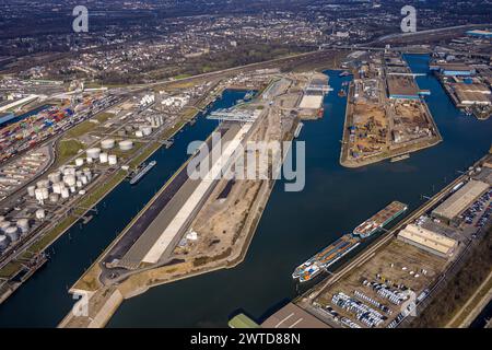 Luftbild, Duisport - Duisburger Hafen, Hafengebiet mit Ölinsel, Kohleninsel und Schrottinsel, Ruhrort, Duisburg, Ruhrgebiet, Rhénanie-du-Nord-Westphalie, Deutschland, Duisburg-N ACHTUNGxMINDESTHONORARx60xEURO *** vue aérienne, duisport Port de Duisburg, zone portuaire avec île pétrolière, île charbonnière et île ferraille, Ruhrort, Duisburg, région de la Ruhr, Rhénanie-du Nord-Westphalie, Allemagne, Duisburg N ACHTUNGxMINDESTHONORARx60xEURO Banque D'Images