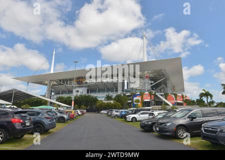 Miami Gardens, Floride, États-Unis. 15 mars 2024. Vue générale extérieure au Miami Open Hard Rock Stadium 2024 Campus Preview Tour et conférence de presse présentées par Itaú au Hard Rock Stadium le 15 mars 2024 à Miami Gardens, Floride. Crédit : Mpi10/Media Punch/Alamy Live News Banque D'Images