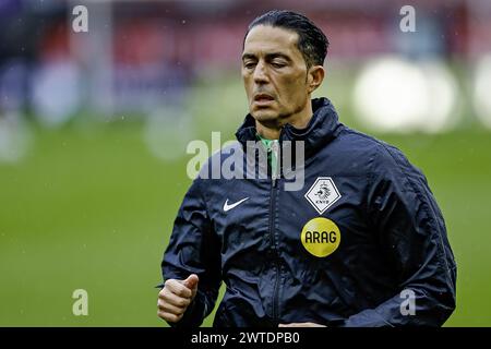 Rotterdam, pays-Bas. 17 mars 2024. ROTTERDAM - 17Ð03-2024. Het Kasteel. Eredivisie voetbal. Saison 2023-2024. Sparta - Ajax.referee Serdar Gozubuyuk crédit : Pro Shots/Alamy Live News Banque D'Images