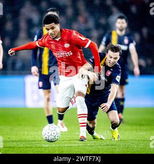 EINDHOVEN, pays-Bas. 17 mars 2024. Football, stade Philips, Dutch eredivisie, saison 2023/2024, pendant le match PSV - Twente, crédit : Pro Shots/Alamy Live News Banque D'Images