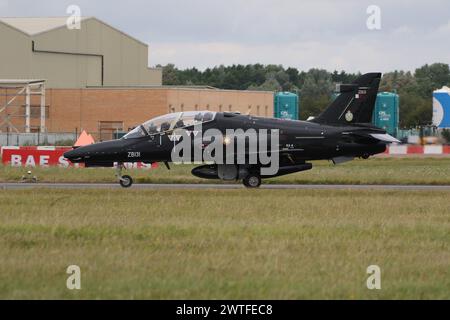 ZB131, un Hawk Mk de BAE Systems. 167 opéré par la Qatar Emiri Air Force, arrivant à la RAF Fairford dans le Gloucestershire, en Angleterre, pour participer au Royal International Air Tattoo 2023 (RIAT 2023). Banque D'Images