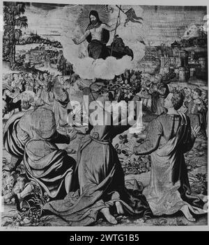 Ascension. Inconnu c. 1535-1550 tapisserie matériaux / techniques : inconnu culture : Centre de tissage flamand : Bruxelles histoire de la propriété : Français & Co. Allemagne, Bavière, Munich, Residenzmuseum. Christ, tenant la bannière et entouré par la lumière rayonnante, monte dans le ciel tandis que les apôtres agenouillés regardent vers le ciel avec les bras levés (Marc 16:14-19) vue détaillée ; frontières non montrées. Pas de feuille de stock française et américaine dans les archives, pas de numéro de stock travaux liés : panneaux en set, 0239272, 0239326-0239327, tapisseries de composition similaire : GCPA 0239273, 0239274, 0184355, 0242486 Banque D'Images