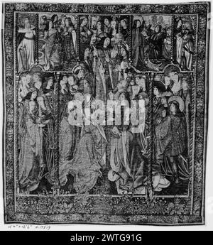 Scènes bibliques avec le roi David dans le coin supérieur L. Inconnu c. 1500-1520 dimensions de tapisserie : H 12'6' x l 11'4' tapisserie matériaux / techniques : inconnu culture : Sud des pays-Bas Centre de tissage : inconnu histoire de propriété : Français et Co. Les colonnes divisent les scènes avec courtisans en 8 compartiments ; le roi David dans le coin supérieur l (BRD) torsadant des vignes de feuillage et de fleurs la bordure inférieure est rattachée aux extrémités. Peut-être tissé à Bruxelles. Pas de feuille de stock français et français dans les archives, pas de numéro de stock travaux liés : panneaux dans le set : GCPA 0239307, 0242504, 0242505, 0242506 Banque D'Images