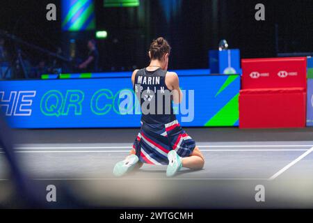 Birmingham, Royaume-Uni. 18 mars 2024. L'espagnole Carolina Marin célèbre la finale féminine en simple contre la japonaise Yamaguchi Akane au YONEX All England Open Badminton Championships 2024 à Birmingham, Grande-Bretagne, le 17 mars 2024. Crédit : Xinhua/Alamy Live News Banque D'Images