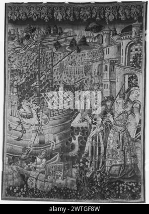 Atterrissage à Calcutta. Grenier, Jean (Netherlandish (avant 1600) - Flandre, Act.1497-1513) (atelier, attr.) [tisserand] Poissonier, Arnould (Netherlandish (before 1600) - Flanders, Act.1491-d.1522) (Workshop, attr.) [tisserand] c. 1500-1510 dimensions de la tapisserie : H 8'7' x l 11'11' matériaux / techniques de tapisserie : inconnu culture : Sud des pays-Bas Centre de tissage : inconnu histoire de propriété : Français et Co. Les navires de Vasco de Gama arrivent dans le port, les animaux dans les cages sont amenés à terre, groupe de figures regarder depuis le rivage (UPR BRD) feuillage stylisé se terminant en glands scène fragmentaire. Peut-être tissé en T Banque D'Images