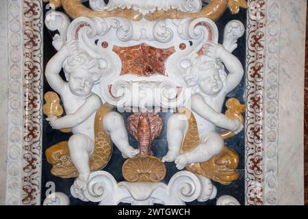 Intérieur de l'église baroque de Jésus, également connue sous le nom de Casa Professa, à Palerme Banque D'Images