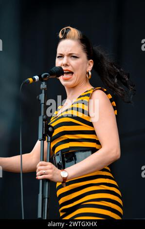 Imelda May, V2011, Hylands Park, Chelmsford, Essex, Grande-Bretagne - 21 août 2011 Banque D'Images