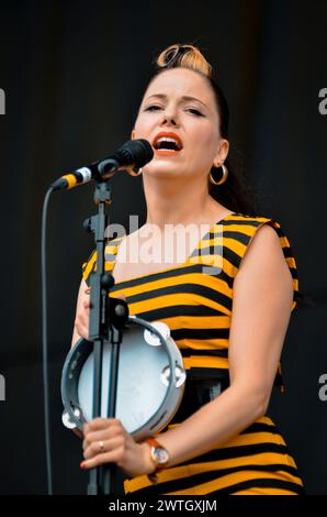 Imelda May, V2011, Hylands Park, Chelmsford, Essex, Grande-Bretagne - 21 août 2011 Banque D'Images