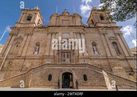 La façade de la Collégiale Saint-Laurent, Vittoriosa, Malte Banque D'Images