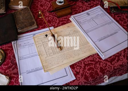 Intérieur de la tente des officiels de 'la Coronela' à la réplique d'un camp pendant la reconstitution historique de 'Los Sitios', les événements qui ont eu lieu à Saragosse Banque D'Images