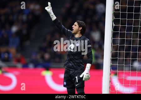 Milan, Italie. 17 mars 2024. Yann Sommer du FC Internazionale fait des gestes lors du match de football de Serie A entre le FC Internazionale et la SSC Napoli au Stadio Giuseppe Meazza le 17 mars 2024 à Milan Italie . Crédit : Marco Canoniero/Alamy Live News Banque D'Images