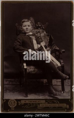 Estampe argentée sur gélatine - premier portrait de communion de Louis Conrad Barbeau, Montréal, Québec, 1904-1908 Robertine Tremblay Banque D'Images