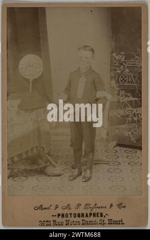 Estampe argentée sur gélatine - portrait de première communion d'un garçon non identifié, Saint-Henri, Québec, 1896-1897 Banque D'Images