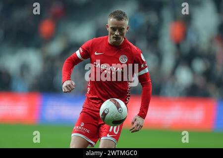 Istanbul, Turquie. 16 mars 2024. Istanbul, Turquie, 16 mars 2024 : Sam Andreas Larsson (10 Antalyaspor) lors du match de football de la Super League turque entre Besiktas et Bitexen Antalyaspor au stade Tupras, Turquie. (/SPP) crédit : photo de presse sportive SPP. /Alamy Live News Banque D'Images