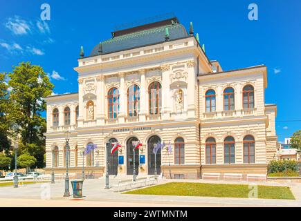 Ljubljana, Slovénie - 25 juin 2023 : bâtiment de la Galerie nationale d'art à Ljubljana (Narodna galerija) Banque D'Images