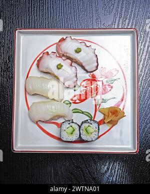 Plat alimentaire. Japonais. Sushi. Banque D'Images