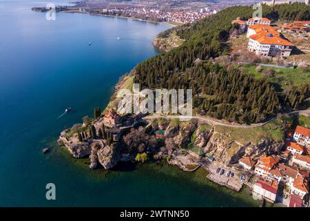 Vue aérienne de l'église d'Ohrid en Macédoine du Nord Banque D'Images