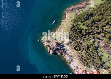 Vue aérienne de l'église d'Ohrid en Macédoine du Nord Banque D'Images