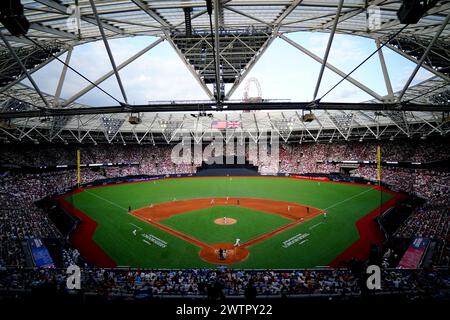 Photo du dossier datée du 24-06-2023 de la MLB London Series au London Stadium. L'ancien champion de la série mondiale Chase Utley a promis une « expérience fantastique » lors du retour de la Major League Baseball à Londres cet été. Date d'émission : mardi 19 mars 2024. Banque D'Images