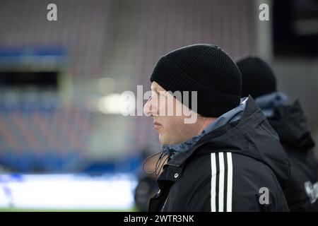 Oslo, Norvège. 18 mars 2024. Oslo, Norvège, 18 mars 2024 : L'entraîneur-chef Nils Lexerod (Valerenga) est vu lors du match de football de la Ligue Toppserien entre Valerenga et Stabaek à Intility Arena à Oslo, Norvège (Ane Frosaker/SPP) crédit : SPP Sport Press photo. /Alamy Live News Banque D'Images