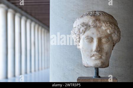 Chef de la Déesse Artémis, Stoa d'Attalos, ancienne Agora d'Athènes, Grèce Banque D'Images