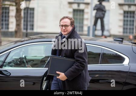 Londres, Angleterre, Royaume-Uni. 19 mars 2024. Le ministre de la sécurité TOM TUGENDHAT est vu arriver à la réunion du cabinet. (Crédit image : © Tayfun Salci/ZUMA Press Wire) USAGE ÉDITORIAL SEULEMENT! Non destiné à UN USAGE commercial ! Crédit : ZUMA Press, Inc/Alamy Live News Banque D'Images