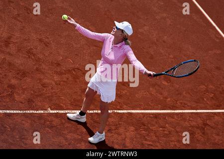 Manavgat, Antalya, Turquie. 19 mars 2024. Una Davis (États-Unis) sert lors des Championnats du monde individuels et par équipe 2024 65-90 (image crédit : © Mathias Schulz/ZUMA Press Wire) USAGE ÉDITORIAL SEULEMENT! Non destiné à UN USAGE commercial ! Banque D'Images