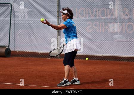 Manavgat, Antalya, Turquie. 19 mars 2024. Dorothy Bamber (GBR) sert lors des Championnats du monde par équipe et individuel 2024 65-90 (image crédit : © Mathias Schulz/ZUMA Press Wire) USAGE ÉDITORIAL SEULEMENT! Non destiné à UN USAGE commercial ! Banque D'Images