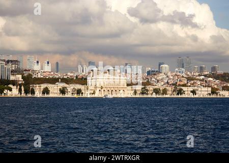 Le Palais de Dolmabahce, Istanbul, Turquie, Europe Banque D'Images