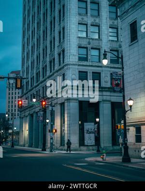 Scène nocturne dans le centre-ville de Wilkes-barre, Pennsylvanie Banque D'Images