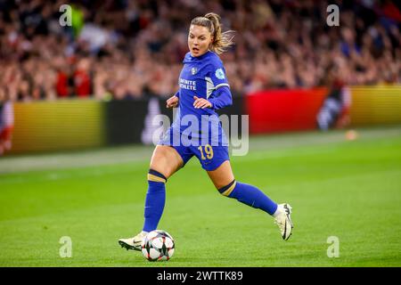 Amsterdam, pays-Bas. 19 mars 2024. AMSTERDAM, PAYS-BAS - 19 MARS : Johanna Rytting Kaneryd, de Chelsea, court avec le ballon lors du match de quart de finale de l'UEFA Women's Champions League, match de jambe 1 entre l'AFC Ajax et Chelsea au Johan Cruijff Arena, le 19 mars 2024 à Amsterdam, pays-Bas. (Photo de Dave Rietbergen/Orange Pictures) crédit : Orange pics BV/Alamy Live News Banque D'Images