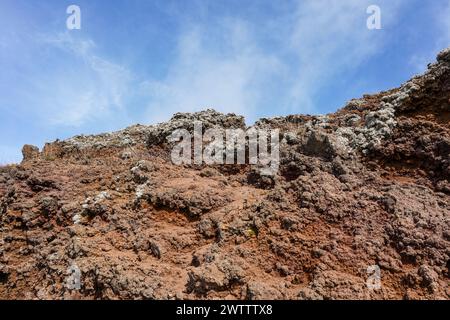 Sédiments de lave au cratère du volcan actif du Mont Vésuve, Naples, Italie, Europe Banque D'Images
