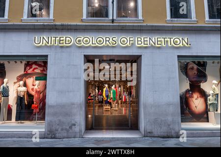 Venise, Italie- 27 février 2023 : le front de United Color of Benetton à Venise Italie. Banque D'Images