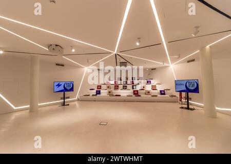 DUBAÏ, Émirats arabes Unis - 28 OCTOBRE 2021 : pavillon de la Serbie à l'Expo 2020 à Dubaï, Émirats arabes Unis. Banque D'Images