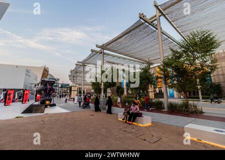 DUBAÏ, Émirats arabes Unis - 28 OCTOBRE 2021 : Expo 2020 Grounds à Dubaï, Émirats arabes Unis. Banque D'Images
