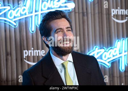 New York, États-Unis. 19 mars 2024. L'acteur Jake Gyllenhaal assiste à la première de 'Roadhouse' New York au Jazz Center, New York, NY, le 19 mars 2024. (Photo par Anthony Behar/Sipa USA) crédit : Sipa USA/Alamy Live News Banque D'Images