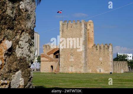 La forteresse d'Ozama (Fortaleza Ozama) la plus ancienne construction militaire d'origine européenne dans les Amériques dans la zone historique de Saint-Domingue. République dominicaine Banque D'Images