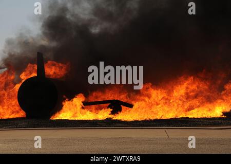 Simulation d'accident d'avion brûlant Banque D'Images