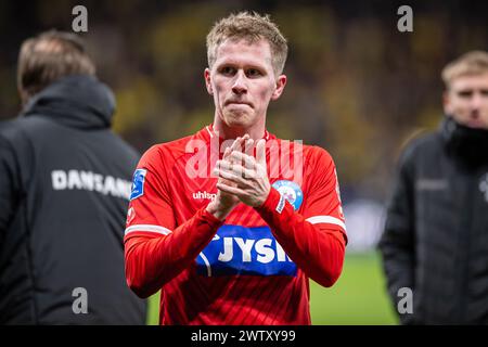 Brondby, Danemark. 17 mars 2024. Tonni Adamsen de Silkeborg vu après le match de 3F Superliga entre Broendby IF et Silkeborg IF au Brondby Stadion. (Crédit photo : Gonzales photo - Morten Kjaer). Banque D'Images