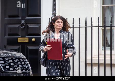 Londres, Angleterre, Royaume-Uni. 20 mars 2024. Conseiller spécial et chef des opérations du premier ministre Rishi Sunak LISA LOVERING est vu dans Downing Street. (Crédit image : © Tayfun Salci/ZUMA Press Wire) USAGE ÉDITORIAL SEULEMENT! Non destiné à UN USAGE commercial ! Banque D'Images