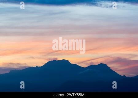 La plus haute montagne Puig Major sur l'île de Majorque en Espagne au coucher du soleil Banque D'Images