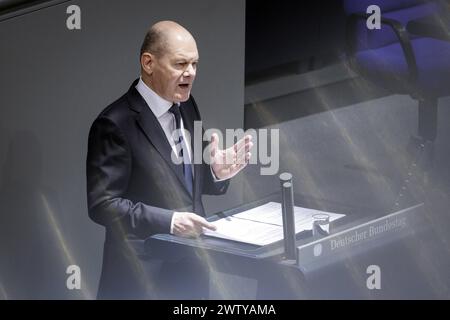 OLAF Scholz, Bundeskanzler, aufgenommen im Rahmen der Regierungserklaerung zum Europaeischen rat. Berlin, 20.03.2024. Berlin Deutschland *** Olaf Scholz, chancelier fédéral, enregistré dans le cadre de la déclaration du gouvernement sur le Conseil européen Berlin, 20 03 2024 Berlin Allemagne Copyright : xx Banque D'Images