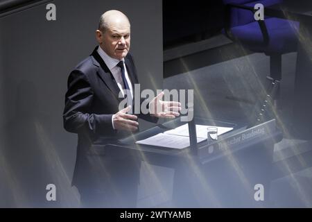 OLAF Scholz, Bundeskanzler, aufgenommen im Rahmen der Regierungserklaerung zum Europaeischen rat. Berlin, 20.03.2024. Berlin Deutschland *** Olaf Scholz, chancelier fédéral, enregistré dans le cadre de la déclaration du gouvernement sur le Conseil européen Berlin, 20 03 2024 Berlin Allemagne Copyright : xx Banque D'Images