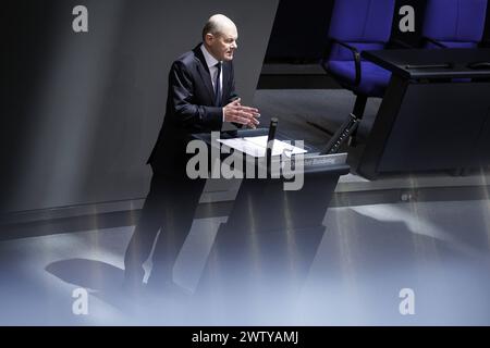 OLAF Scholz, Bundeskanzler, aufgenommen im Rahmen der Regierungserklaerung zum Europaeischen rat. Berlin, 20.03.2024. Berlin Deutschland *** Olaf Scholz, chancelier fédéral, enregistré dans le cadre de la déclaration du gouvernement sur le Conseil européen Berlin, 20 03 2024 Berlin Allemagne Copyright : xx Banque D'Images