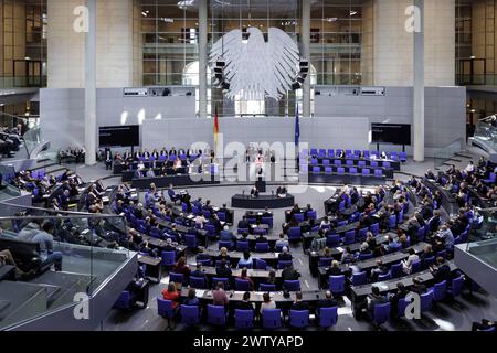 OLAF Scholz, Bundeskanzler, aufgenommen im Rahmen der Regierungserklaerung zum Europaeischen rat. Berlin, 20.03.2024. Berlin Deutschland *** Olaf Scholz, chancelier fédéral, enregistré dans le cadre de la déclaration du gouvernement sur le Conseil européen Berlin, 20 03 2024 Berlin Allemagne Copyright : xx Banque D'Images