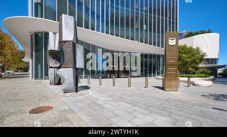 L'entrée du siège de la société d'énergie Chevron Australia à Elizabeth Quay à Perth, en Australie occidentale. Banque D'Images