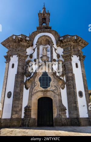 Chapelle de San Telmo de Tui avec une façade décorée, un exemple unique du baroque portugais en Galice. TUI, Pontevedra, Galice, Espagne. Banque D'Images