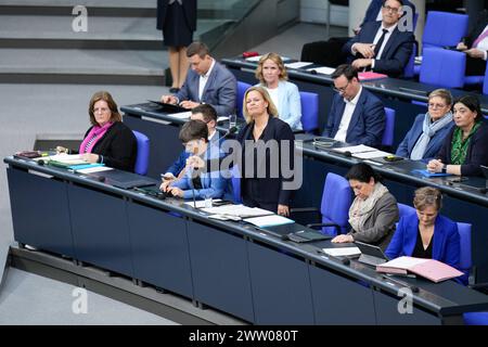 Sitzung des Deutschen Bundestags, Bundesinnenministerin Nancy Faeser Sitzung des Deutschen Bundestags, 159. Sitzung, Befragung der Bundesregierung, Bundesinnenministerin Nancy Faeser Berlin Berlin GER *** session du Bundestag allemand, ministre fédéral de l'intérieur Nancy Faeser session du Bundestag allemand, session 159, interrogatoire du gouvernement fédéral, ministre fédéral de l'intérieur Nancy Faeser Berlin GER Banque D'Images