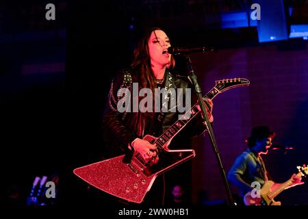 Milan, Italie. 28 novembre 2023. Lzzy Hale de Halestorm se produira à Alcatraz Milan à Milan, Italie, le 28 novembre 2023. (Photo de Roberto Finizio/NurPhoto)0 crédit : NurPhoto SRL/Alamy Live News Banque D'Images