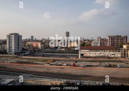 Milan, Italie. 20 mars 2024. Skyline della città di Milano dalla Torre di Fondazione PradaMilano, Italia - Cronaca Mercoledì, Marzo 20, 2024. (Foto di Marco Ottico/Lapresse) Skyline de la ville de Milan depuis la tour de la Fondation Prada Milan, Italie - Actualités mercredi 20 mars 2024. (Photo de Marco Ottico/Lapresse) crédit : LaPresse/Alamy Live News Banque D'Images